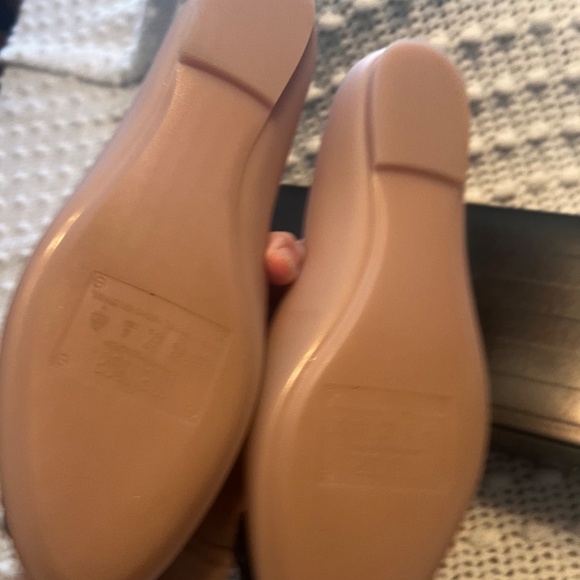 NWT ⭐️MELISSA ⭐️ Doll Fem Pink/Black Size 8 - Picture 2 of 7